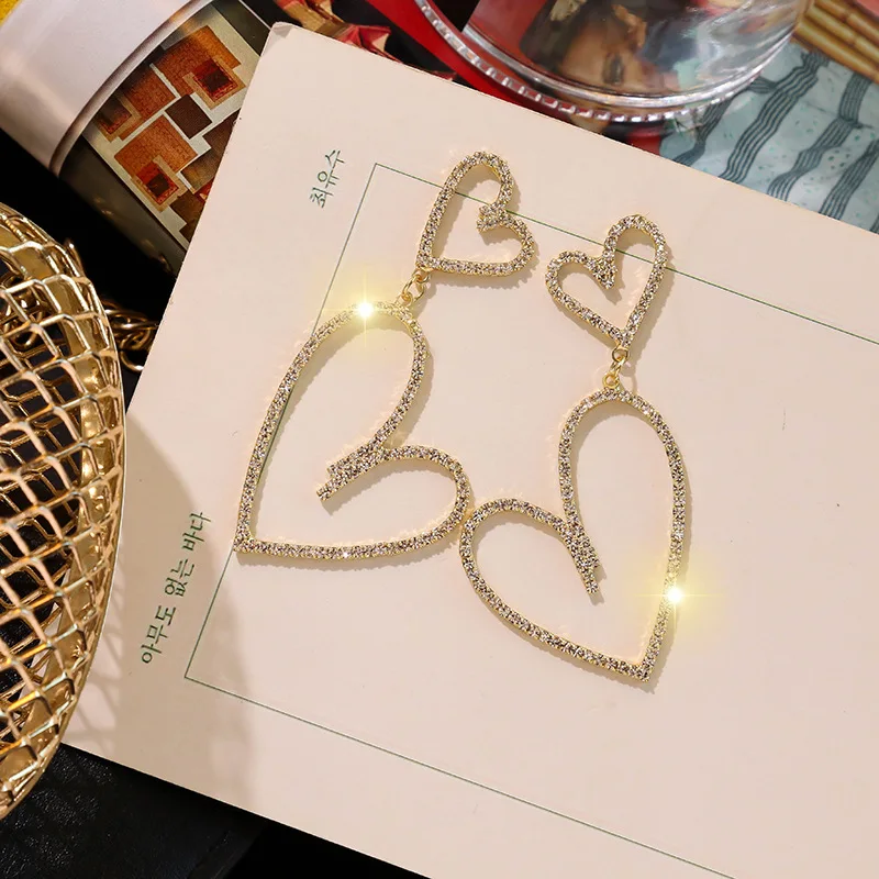 

Romantic Heart Hollow Drop Earrings Luxury Crystal Rhinestone Dangle Earrings Jewelry Women Wedding Party Christmas Gift, Golden
