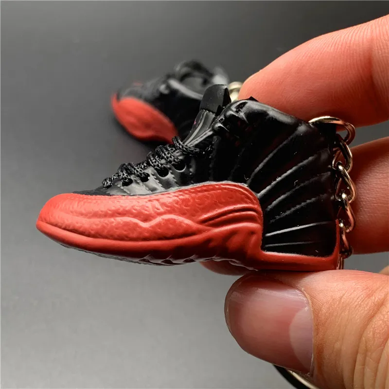 

dropshipping 3D Mini Sneakers AJ12 fule game Shoe Keychain Model With Metal Ring Keychain Pair