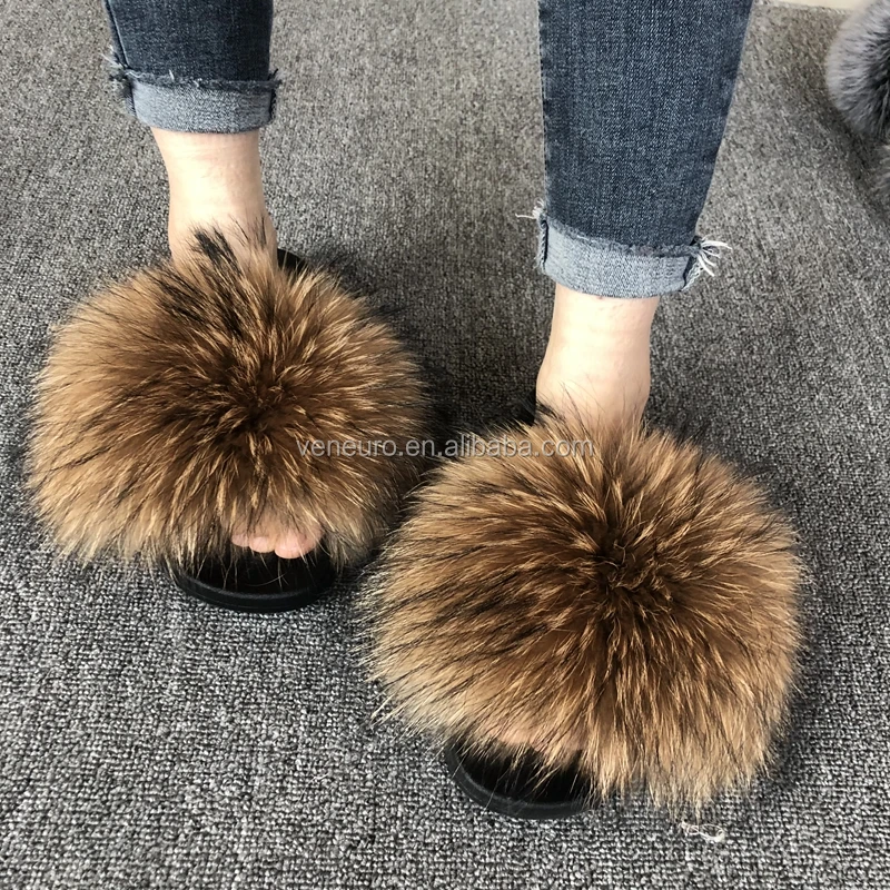 

Fashion Design Women Biggest Whole Raccoon Fur Colorful Sandal Slides Matched Soft Furry Slippers Natural Fur Slides, Customized color
