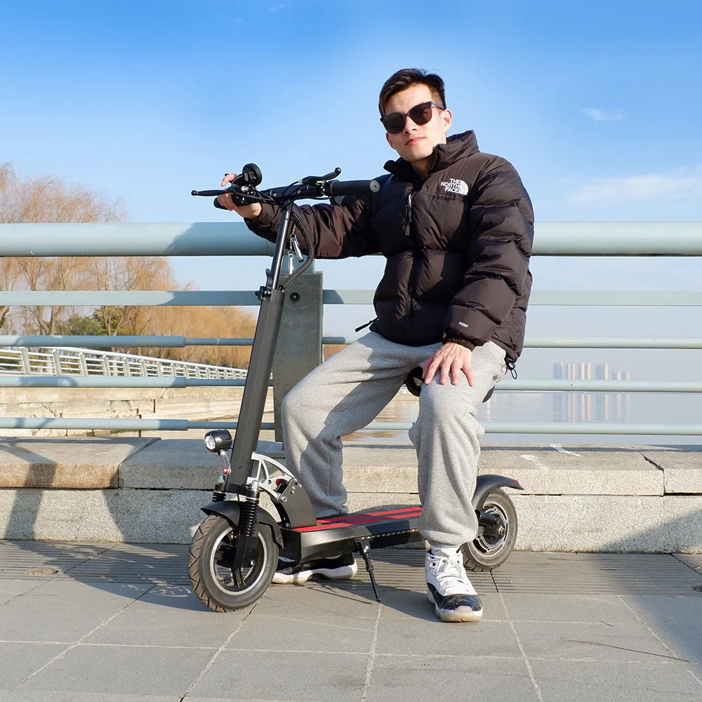 

New Trend 10 Inch Cheap Electric Scooter Rechargeable Battery E Scooter