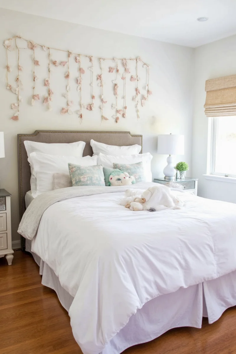 Decorating with mirror above bed