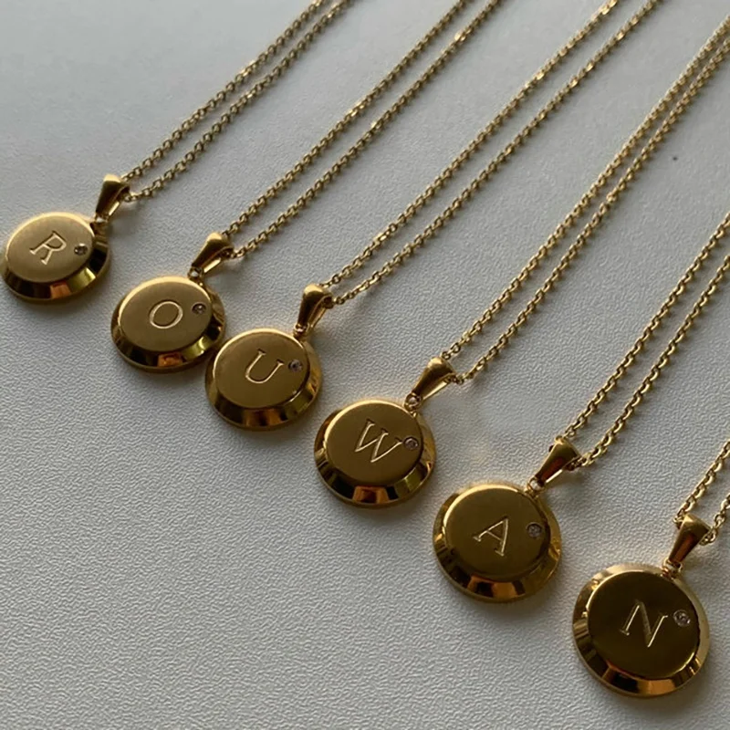 

Disc Zircon Stone Paved Small Circle Gold Coin Letter Custom Pendant Chain Necklace