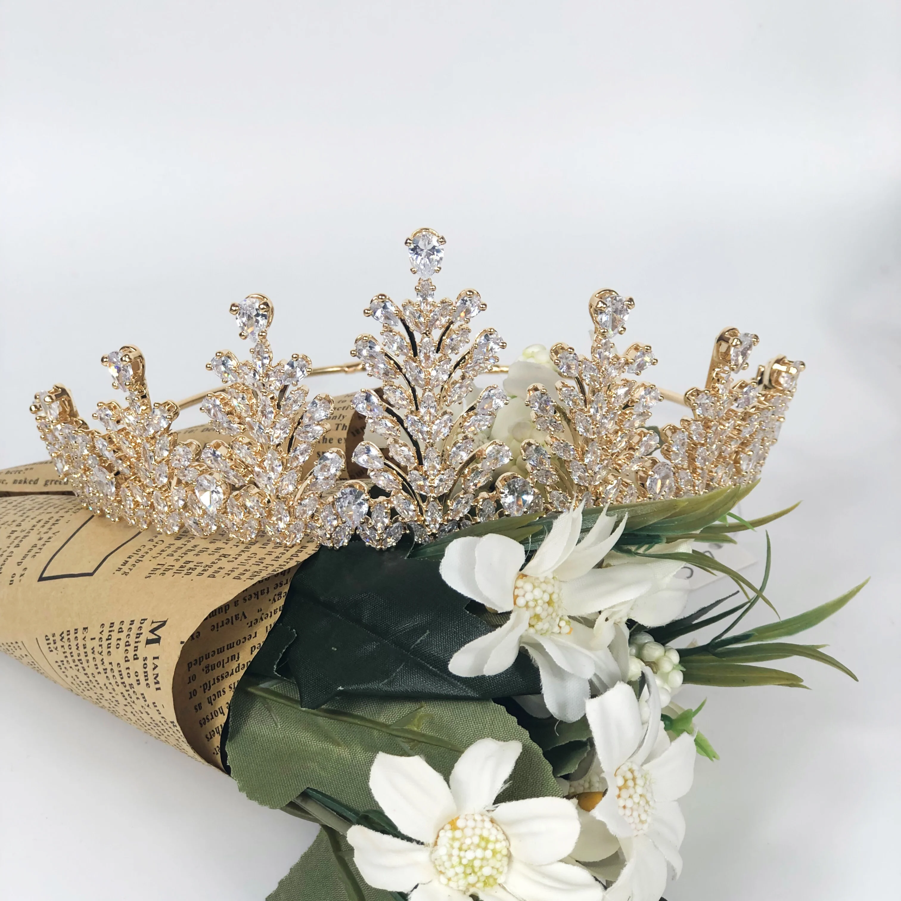 

New Stylish High Quality Bling Shiny Gold Full Zircon Zirconia Prom Headpiece Wedding Bridal Tiara Crown, Gold/sliver