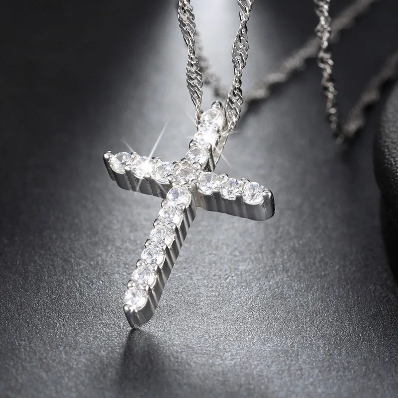 

RINNTIN ON56 Cubic Zirconia CZ Simulated Diamond Cross Crucifix Pendant Cross Necklace for Women