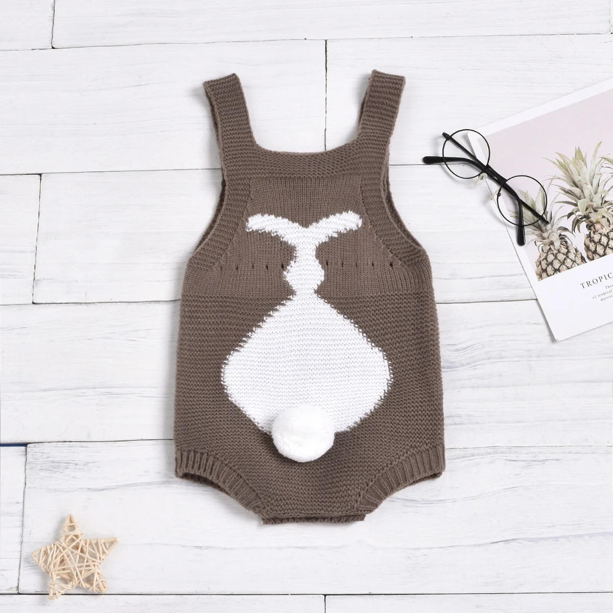 

Wholesale Baby Knitted Animal Pattern Hairball Triangle Jumpsuit, 2color