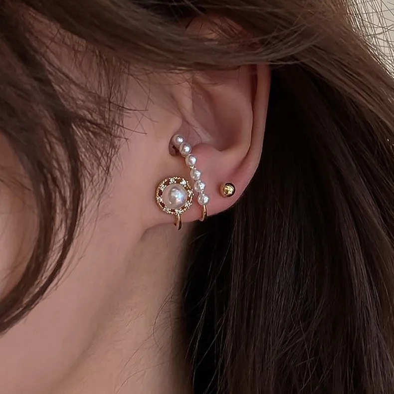 

2021 Korean Female Jewelry Pearl Clip On Earrings S925 Sterling Silver Post Pearl Earcuff Earring For Party, As pictures