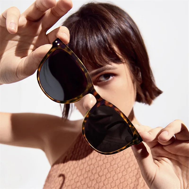 

Tiktok And Ins Popular Unique Fold Sunglasses 2022 New Trendy Sunglasses For Women, 6 colors available