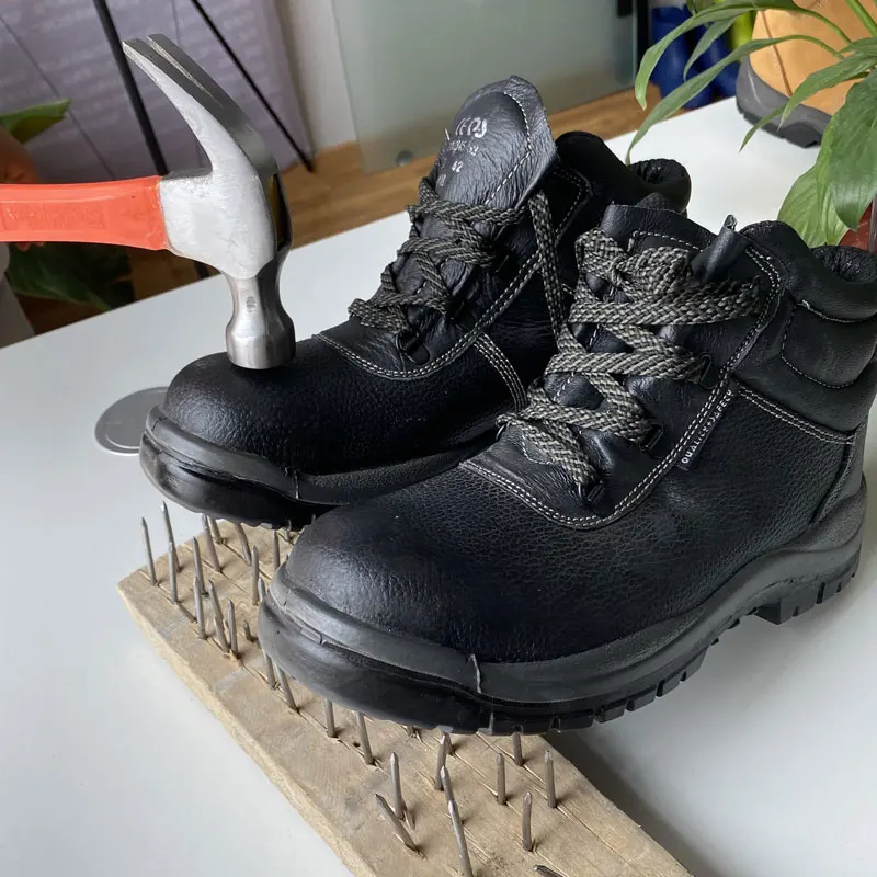 

Good Prices Made in China Industrial Mine Protection Steel Toe Boots Work Safety Shoes