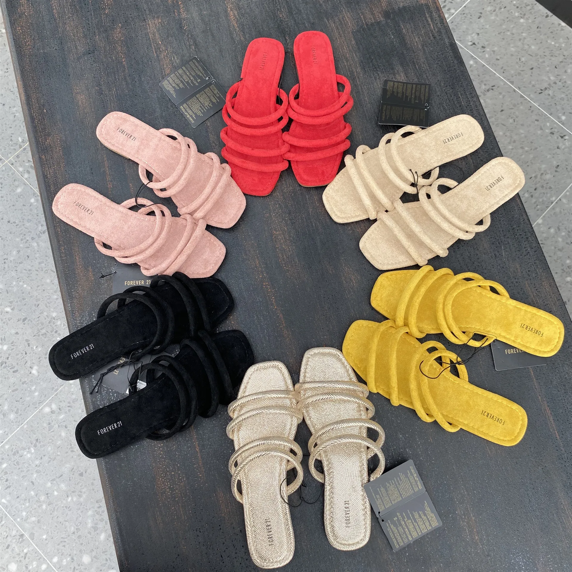

Summer slippers sandals women flat beach slippers Wear-resistant casual sandals ladies shoes, 6 colors