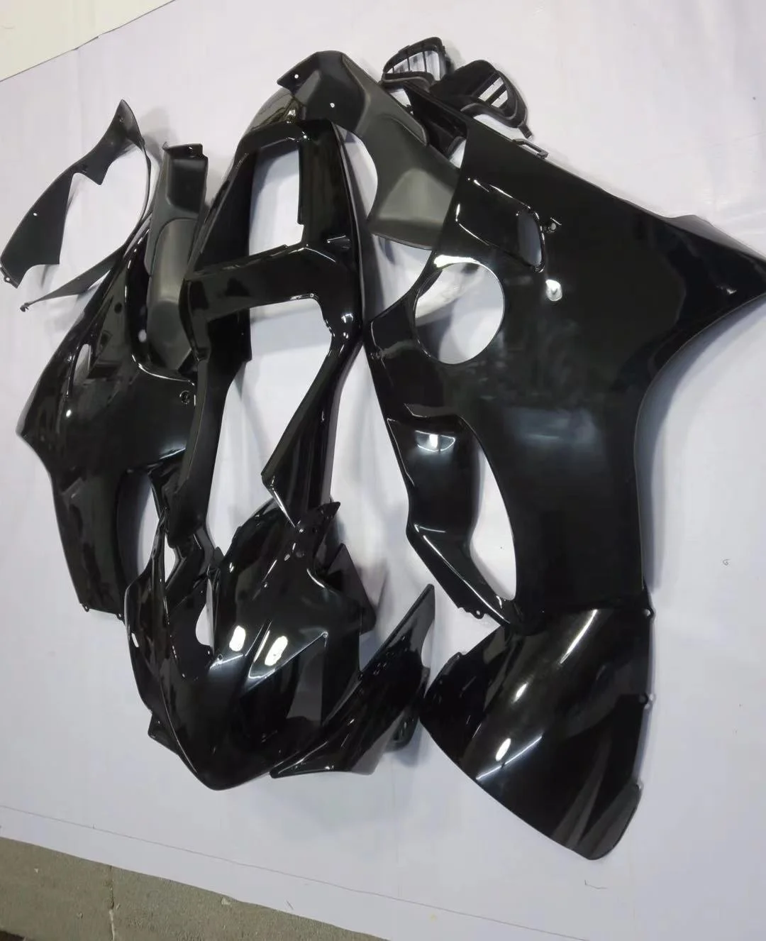 

2021 WHSC Wholesale Motorcycle Fairing Body Kit For HONDA F4I 2001-2003 black, Pictures shown