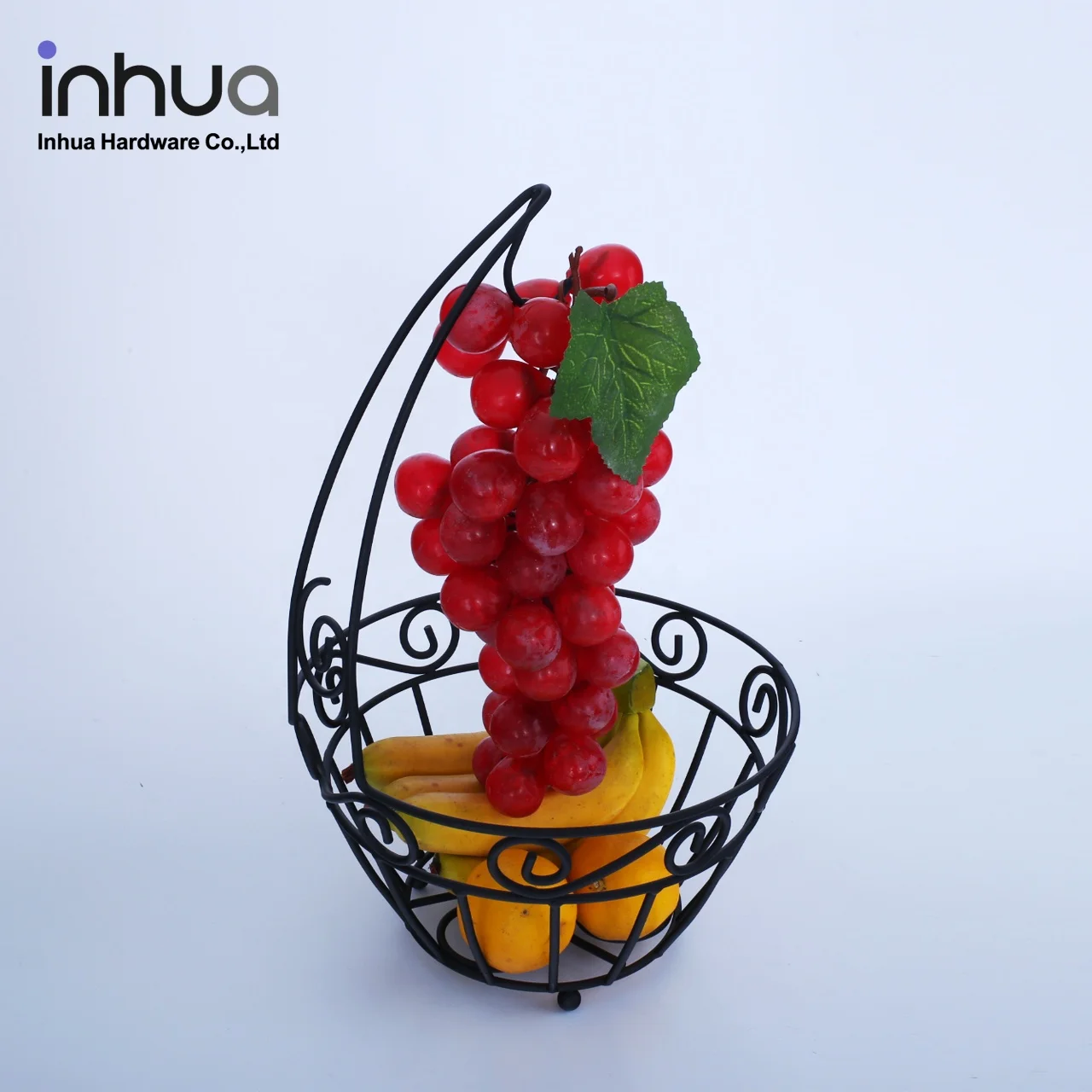 

Fruit and vegetable drain storage basket with hook fruit basket black