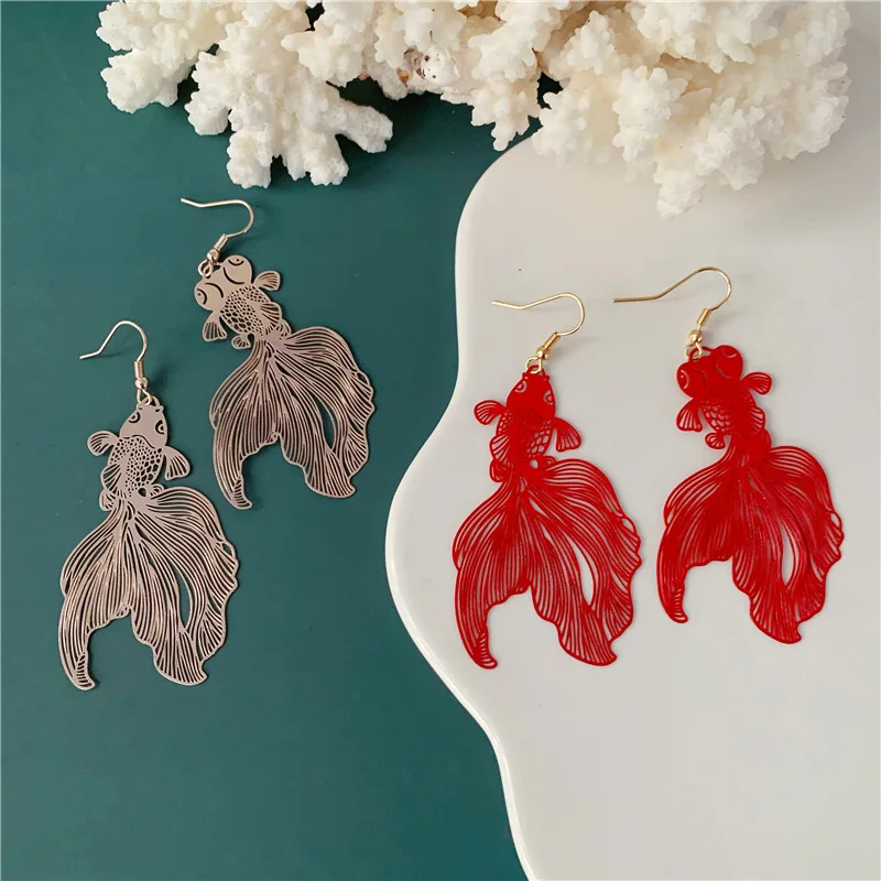 

JUHU 2021 New red goldfish baked lacquer alloy ear buckle cute hollowed-out earrings electroplated fish alloy jewelry for women, Gold
