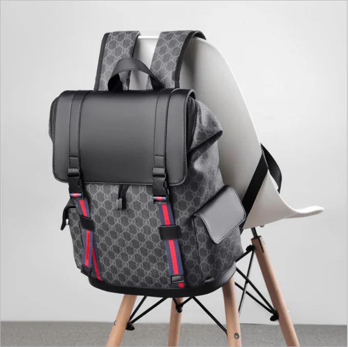 

2021 customized fashionable leather backpack vintage leather backpack, Black