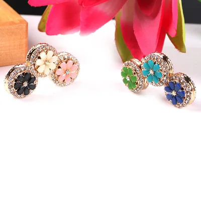 

Fashion Double Sided Crystal Islamic Scarf Magnetic Brooch Muslim Hijab Flower Magnetic Brooch For Women, Picture color