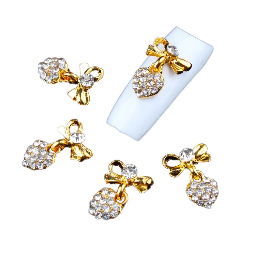 
3D nail art heart pierce jewelry 3D nail heart jewelry parts 