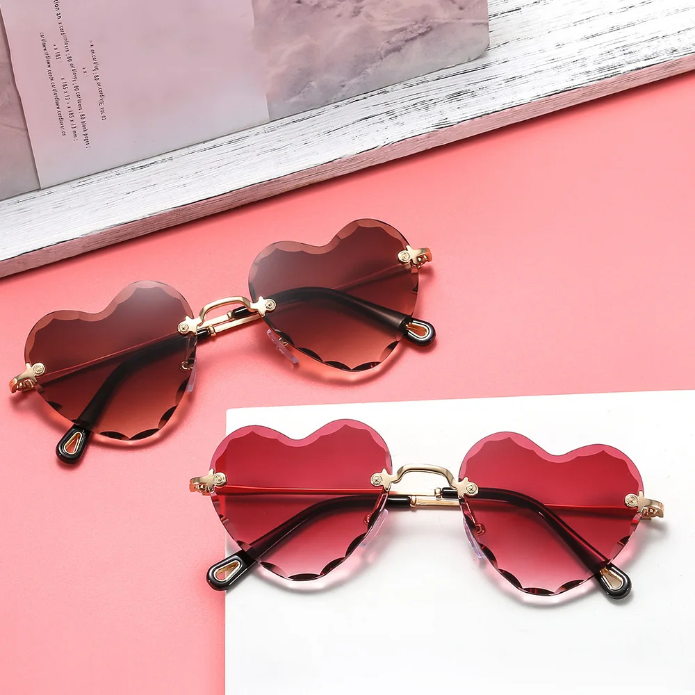 

Women Rimless Sunglasses Fashion Red Heart-shaped Sun Glasses for Wome Vintage Cute Gradient Shades Eyeglasses UV400, Custom colors