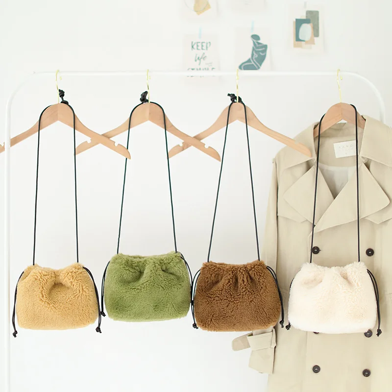 

Fashion 2021 High Capacity Casual Solid Color Messenger Bags Crossbody Handbag Crossbody Bags For Women Girls