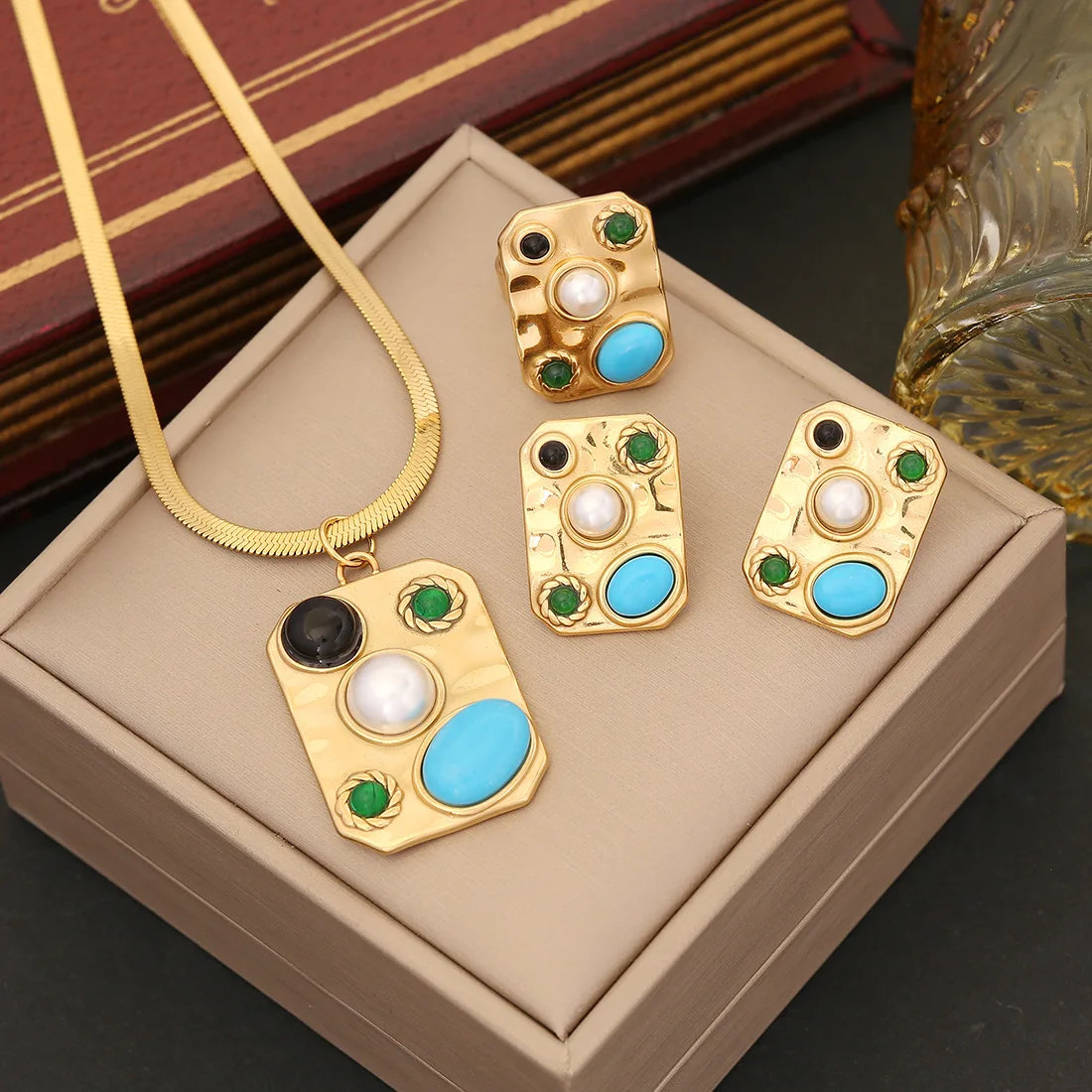 

New Fashion 3Pcs 18k Gold Plated Non Tarnish 316l Stainless Steel Turquoise Necklace Earrings Jewelry Set For Women