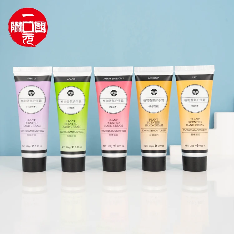 

Favors skin nourishing moisturizing soothing hand cream gift set for dry hand