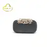 /product-detail/popular-clutch-frames-with-diamond-flower-button-62207179458.html