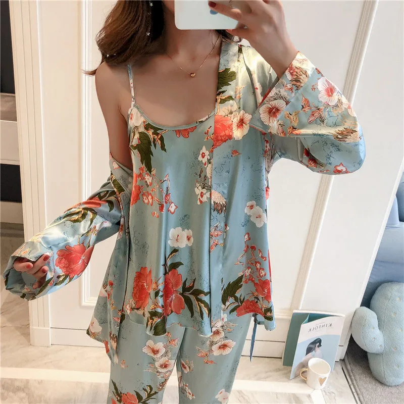 

3PCS Women Pajamas Set Lady Emulation Silk Pyjama Sets Flower Sleepwear Female Leopard Satin Homewear With Removable Padded