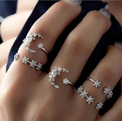 

2020 Trendy 5 Pieces Set Rings for Women Star Moon Flower Crystal Finger Ring RH Plated Rhinestone Jewelry