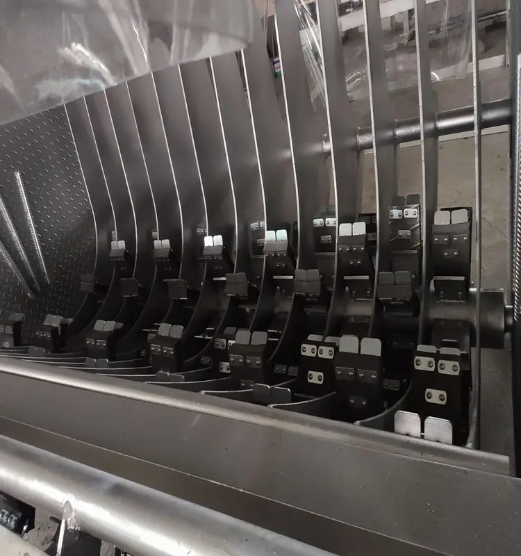 Spiral pig hair removal machine for pig slaughtering line equipment in slaughterhouses