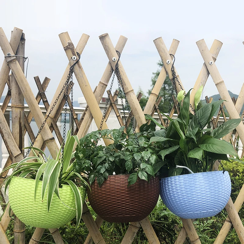 

hook hanging pots in walls plastic garbige hanging metal hanging planter with plastic pot, 12 kinds of color
