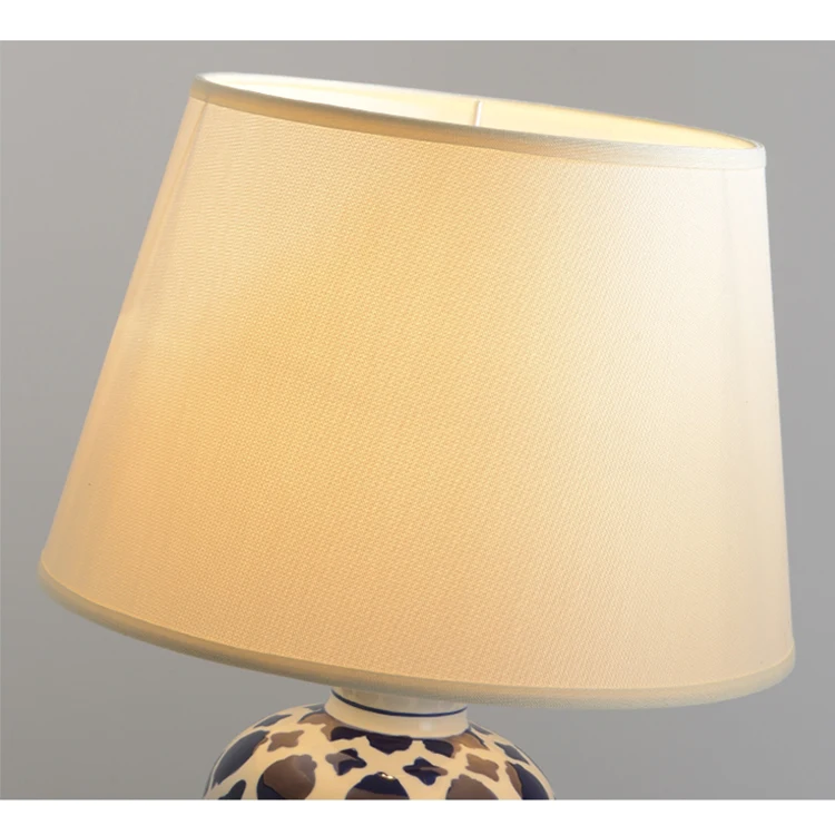New modern Blue and White Porcelain Chinese Jar Ceramic Table Lamp for home hotel