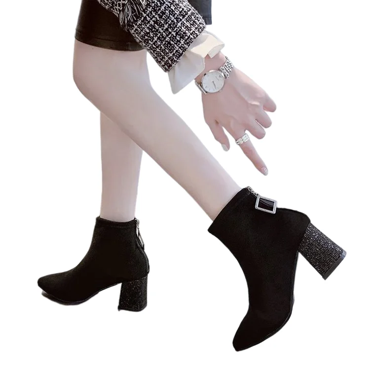 

Female 2021 Winter Platform Women Boots Metal Riveted Boots, Multi colors
