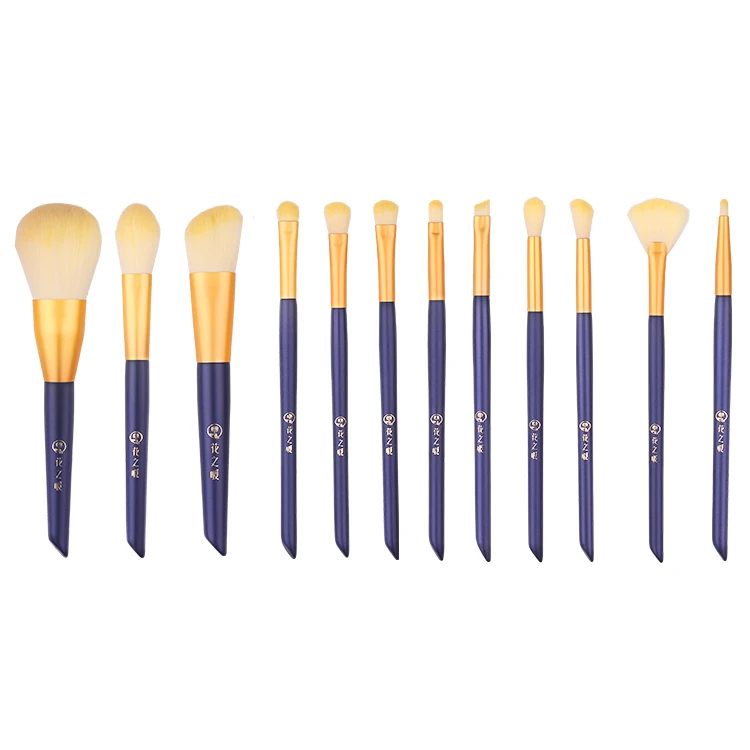 

Customized Personal Label Logo Blue Star Sky Synthetic Hair Wooden Handle 12 pcs Makeup Brush Set with Case Portable Bag