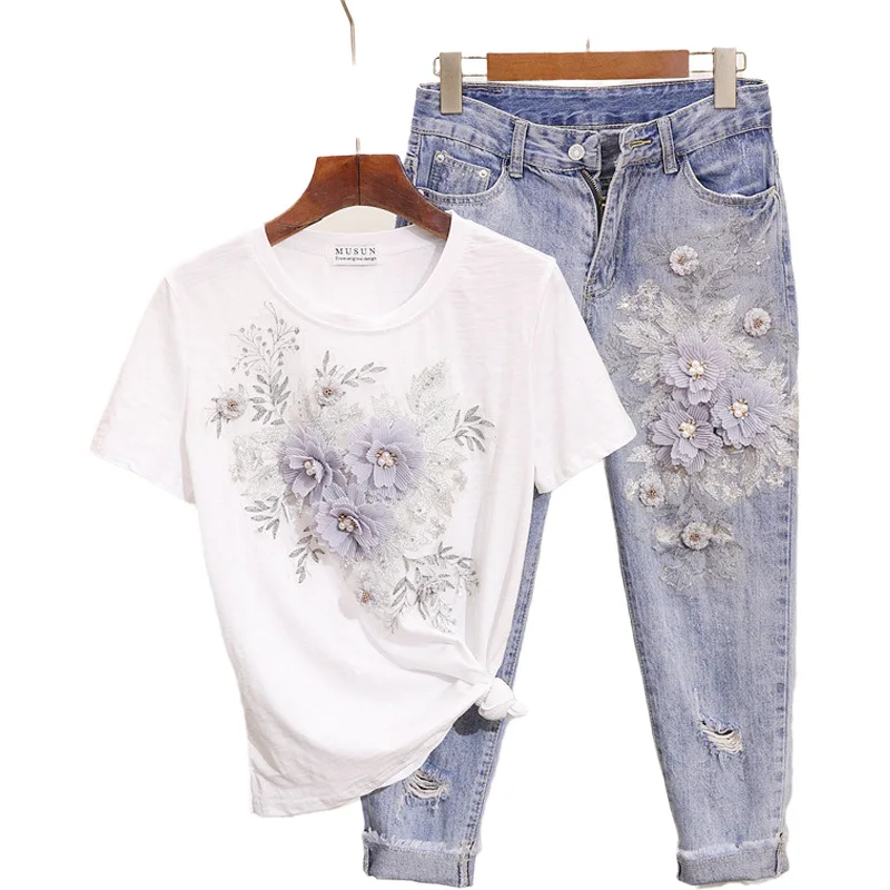 

Ladies Suits Sequined Beaded 3D Flower Cotton T-shirt +Calf-length Jeans Clothing Sets Summer Mid Calf Jean Suits
