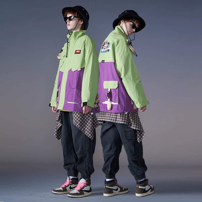 

Double Color Windbreaker Jacket Custom Design Windproof Waterproof Windbreaker