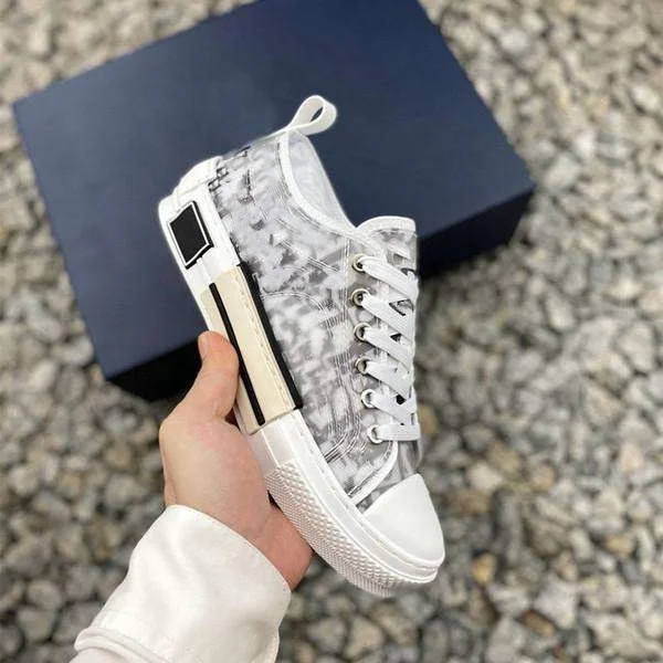 

Stock Shoes Orginal 1:1 Calzado Masculino Seavees Trainers B23 B22 Designer Shoes Famous Brands CD Canvas Trendy Shoes