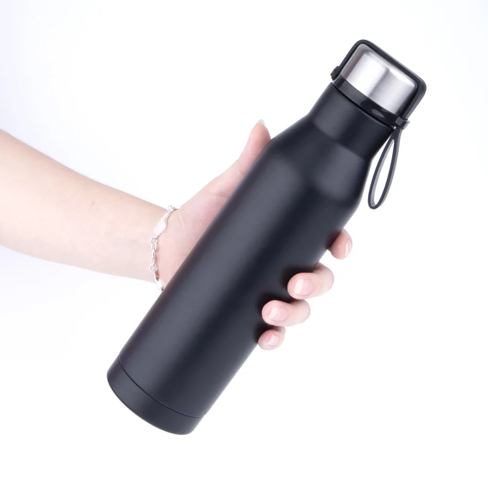 

Family Travel Portable 750ml Vacuum Insulated Stainless Steel Water Bottle, Customized color