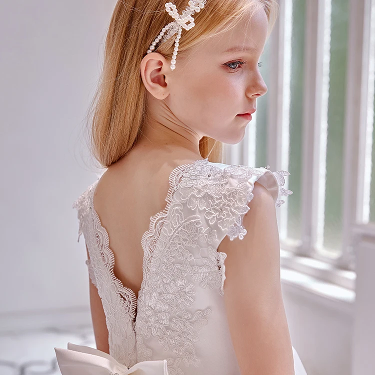

2022 Summer Lace Flutter Sleeve Princess Party Dresses For Kids Cute Fairy Flower Dress Children Clothing, White