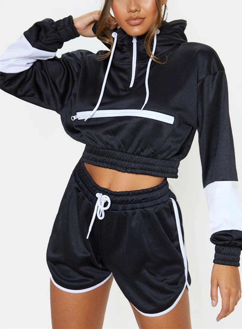 womens nike tracksuit joggers