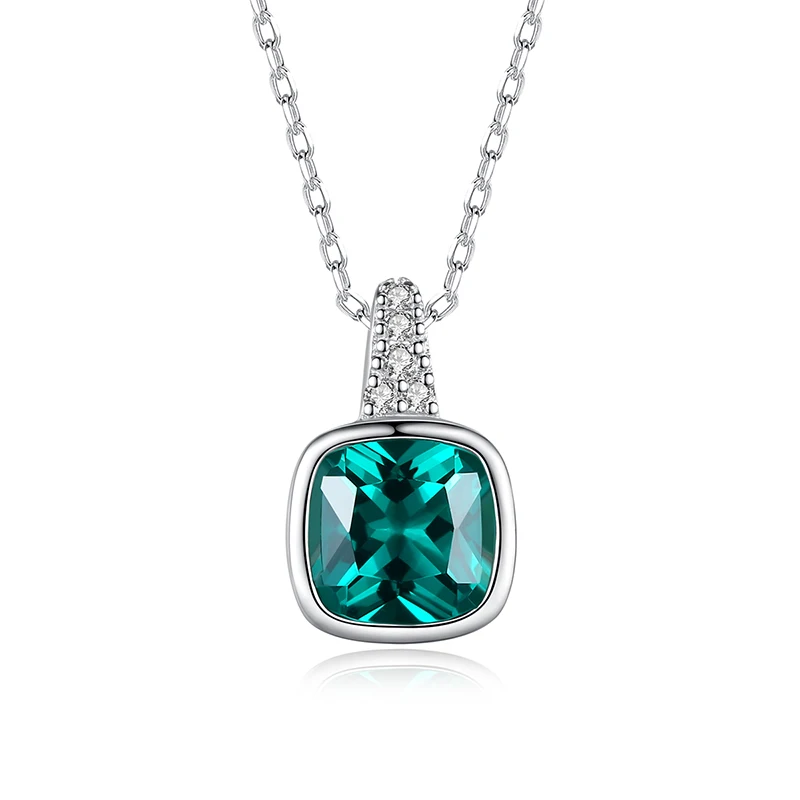 

CZCITY Lady Delicate 925 Square Gem Necklace Sterling Silver Emerald Green Gemstone Men Made Pendant