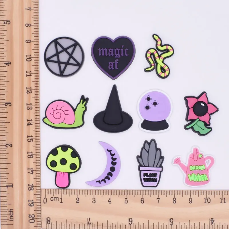 

Custom logo wholesale PVC Factory direct sales cartoon croc charms new decor shoes buckle wizard hat croc shoe charms