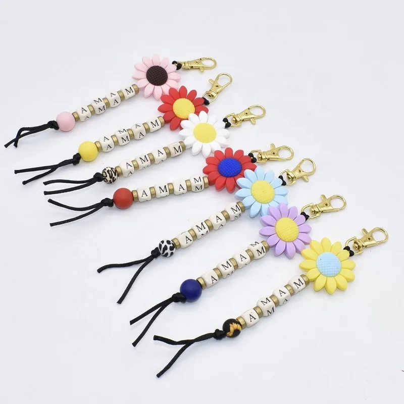 

Wofish New daisy charms silicone beads sunflower MAMA wooden keychain