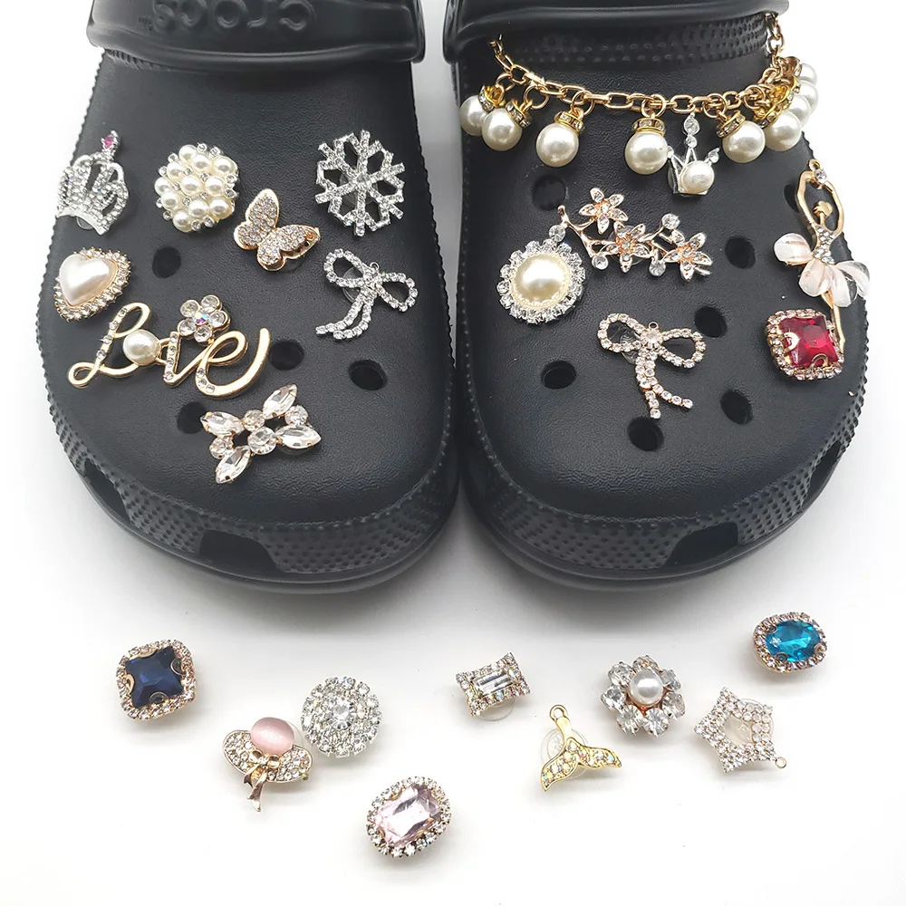 

wholesale hot classic suit rhinestone shoe lace charms for clog custom shoe charms decoration