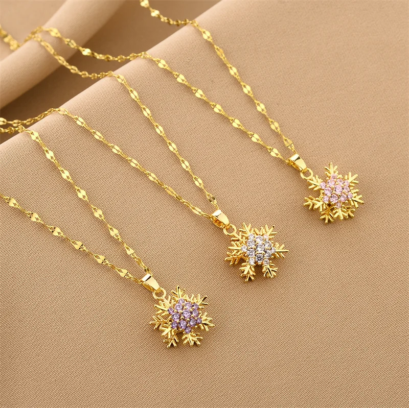 

2023 Trendy Creative Good Luck Zircon Spinning Necklace Stainless Steel Lip Chain Snowflake Rotating Pendant Necklace