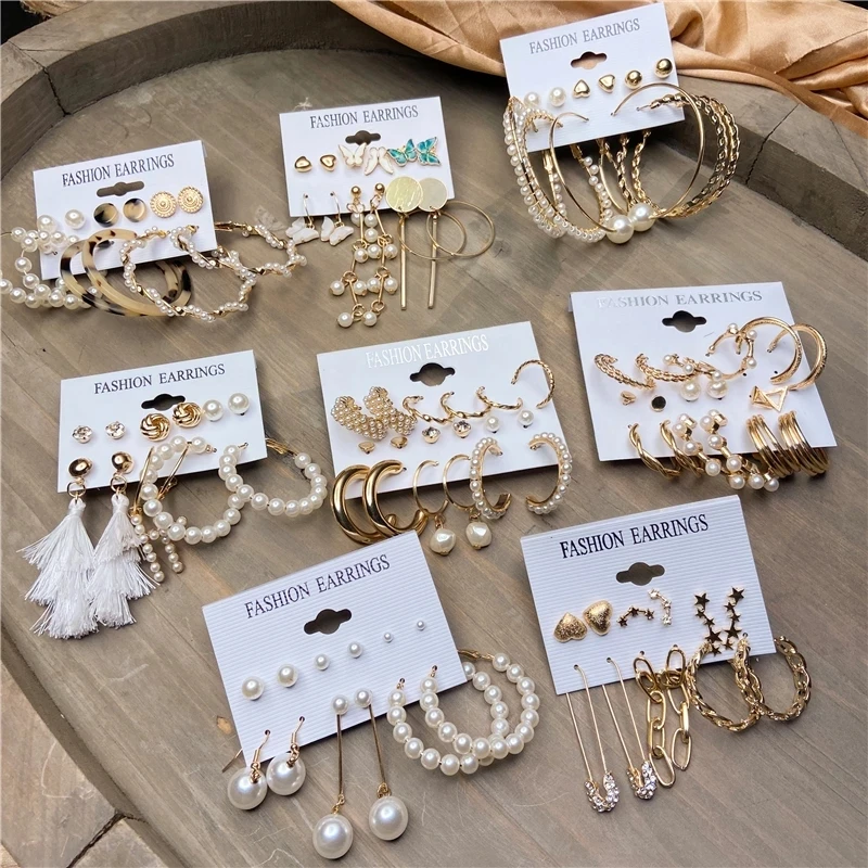 

Wholesale card gold plated geometric mixed designs pearl hoop dangle huggie stud aretes earring sets for women jewelry