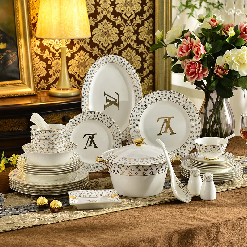Wholesale plates sets dinnerware restaurant Emboss products antique porcelain dinnerware