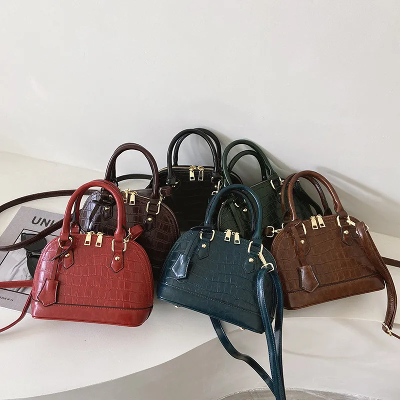 

2022 New trending crocodile PU leather ladies hand bags shoulder purse shell shaped purses and handbags for women