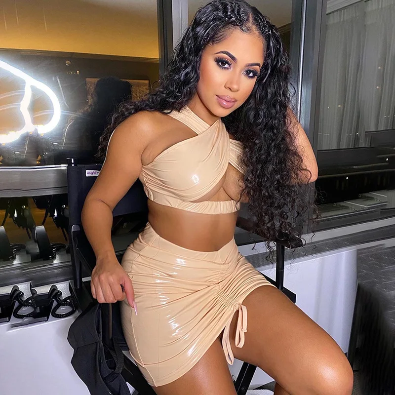 

2021 spring women's new neck open back cut out vest pleated hip skirt skirt