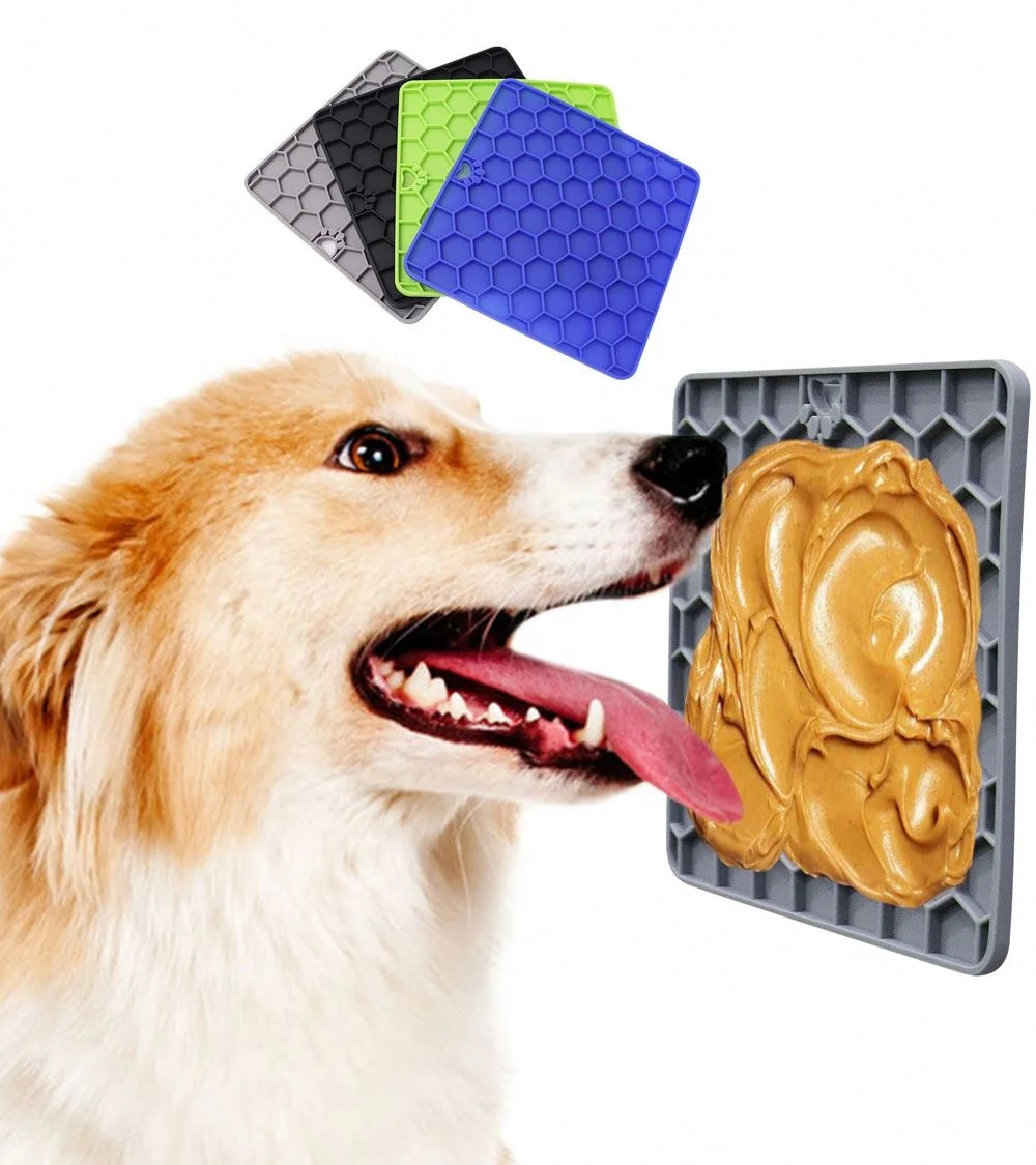 

New Design Factory Wholesale Honeycomb Design Dog Lick Pad Portable Silicone Slow Feeder Dog Lick Mat