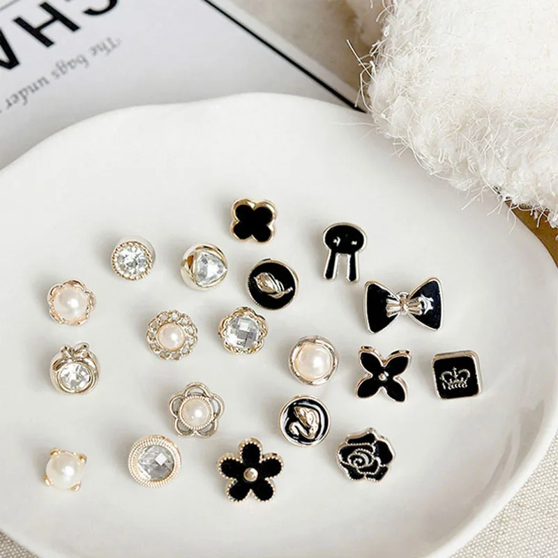 

10pcs Button Brooch Set Imitation Pearl Rhinestones Pin Coat Clothes Accessories Gift Prevent Exposure Brooches for Women A35