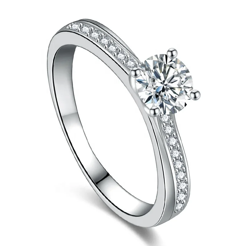 

Fashion Four-claw Hot Sale Latest Moissan Diamond Ring for Ladies