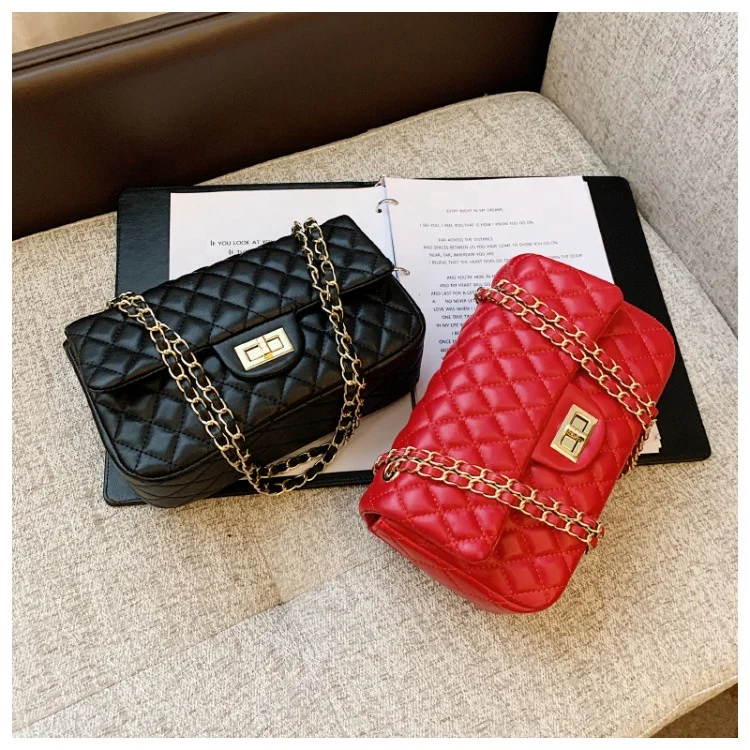 

2022 Fashion Ladies Quilted Small Jelly Handbags with Chains Drop Shipping Luxury Design Girl Purses Women Hand Bags Stylish